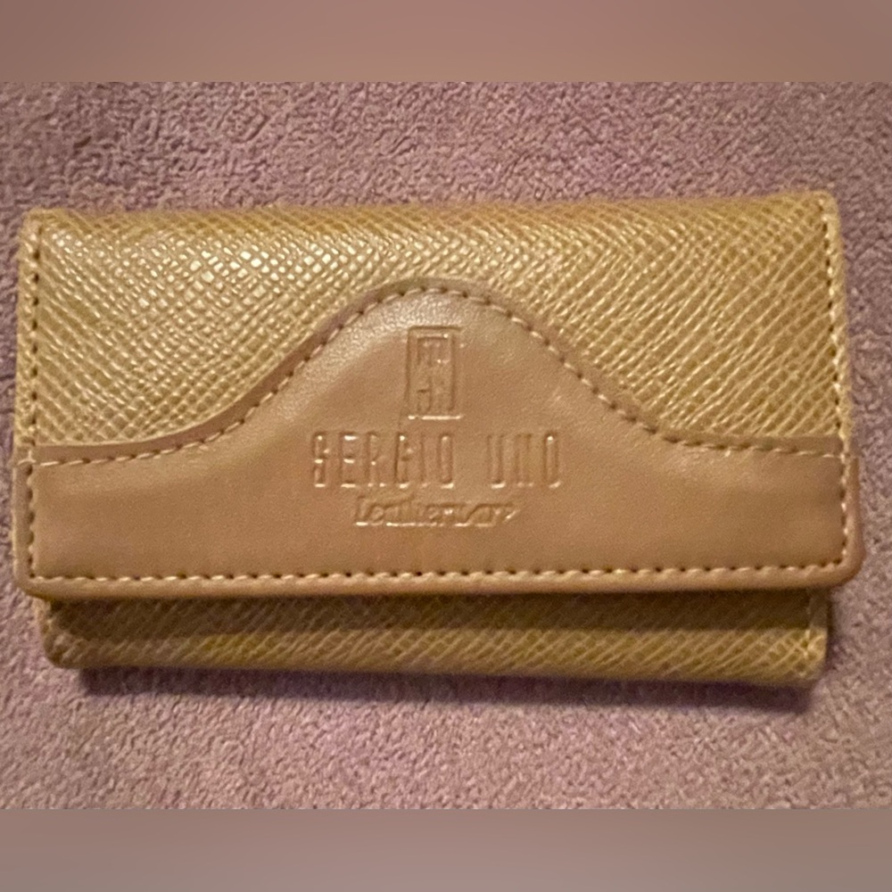 Tan Key Holder NWOT